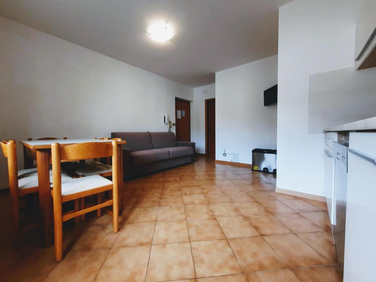 Comano Terme Apart Extérieur photo