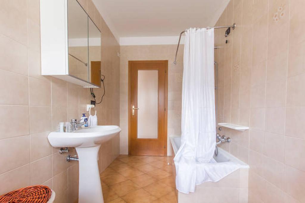Comano Terme Apart Extérieur photo